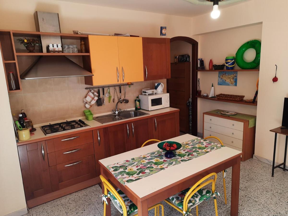 Casa Susanna Fondachello  Buitenkant foto