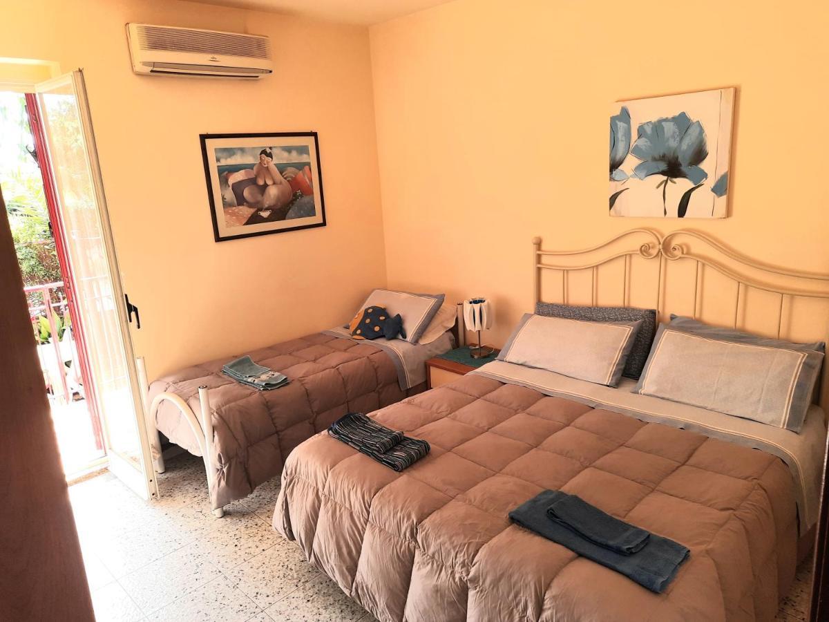 Casa Susanna Fondachello  Buitenkant foto