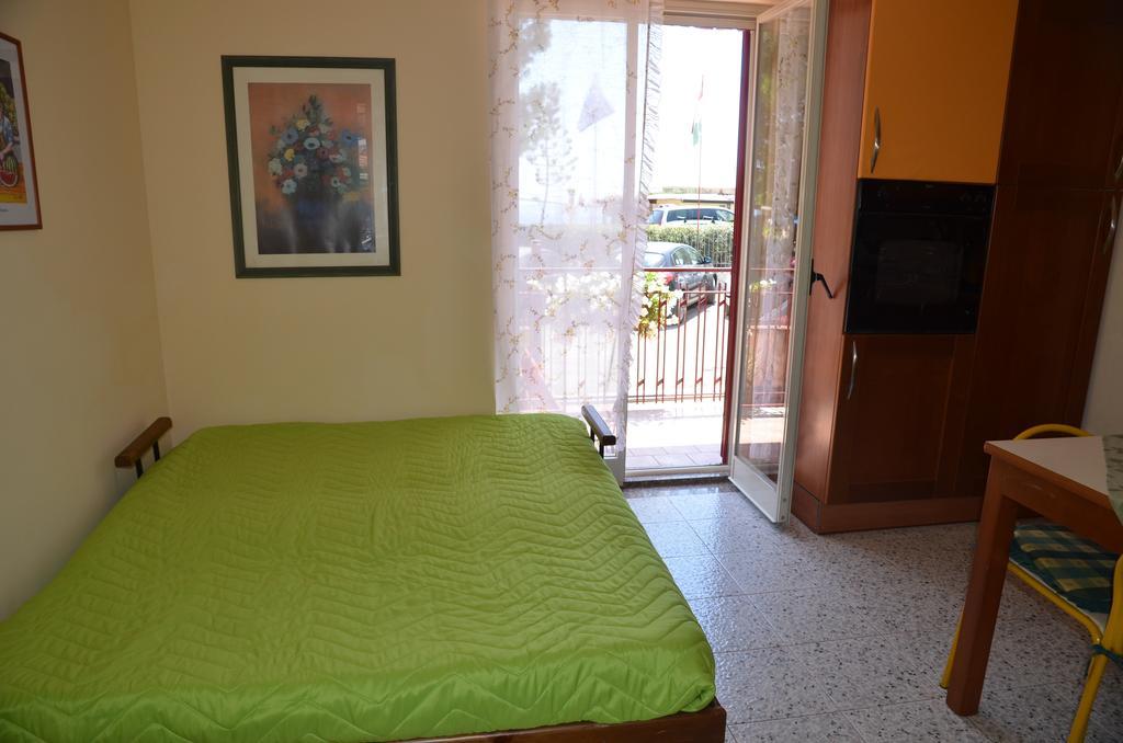 Casa Susanna Fondachello  Buitenkant foto