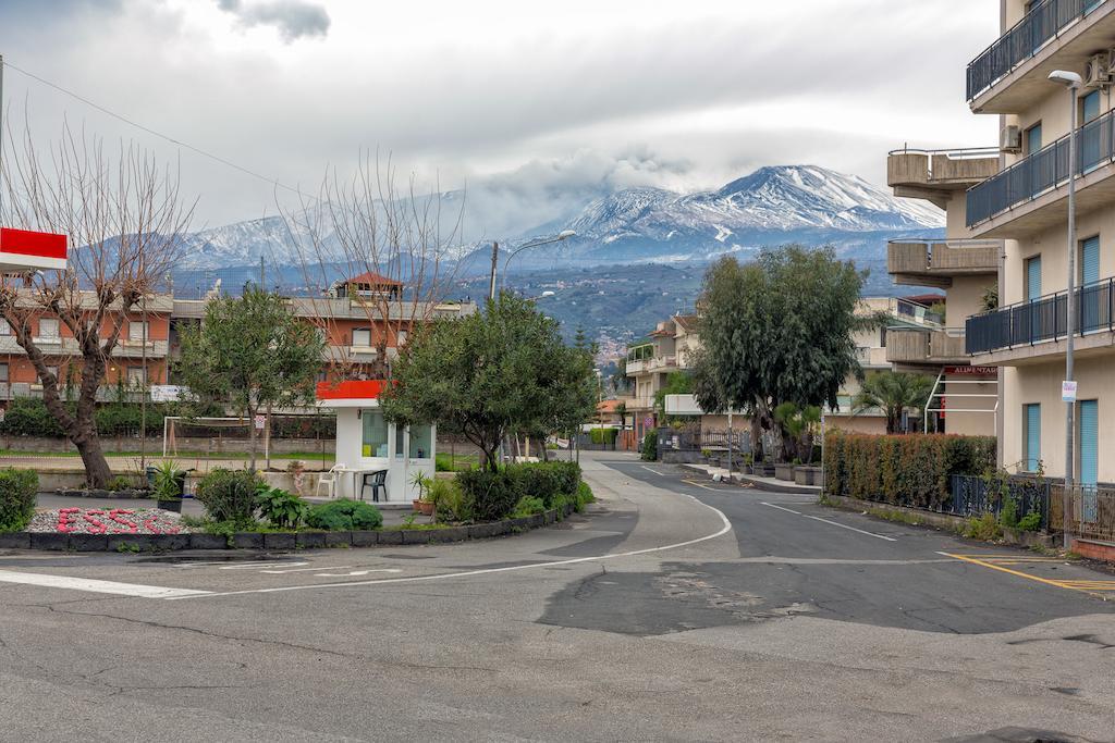 Casa Susanna Fondachello  Buitenkant foto