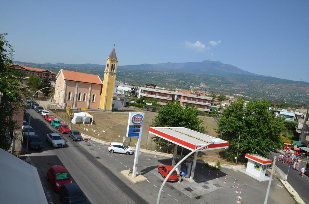 Casa Susanna Fondachello  Buitenkant foto