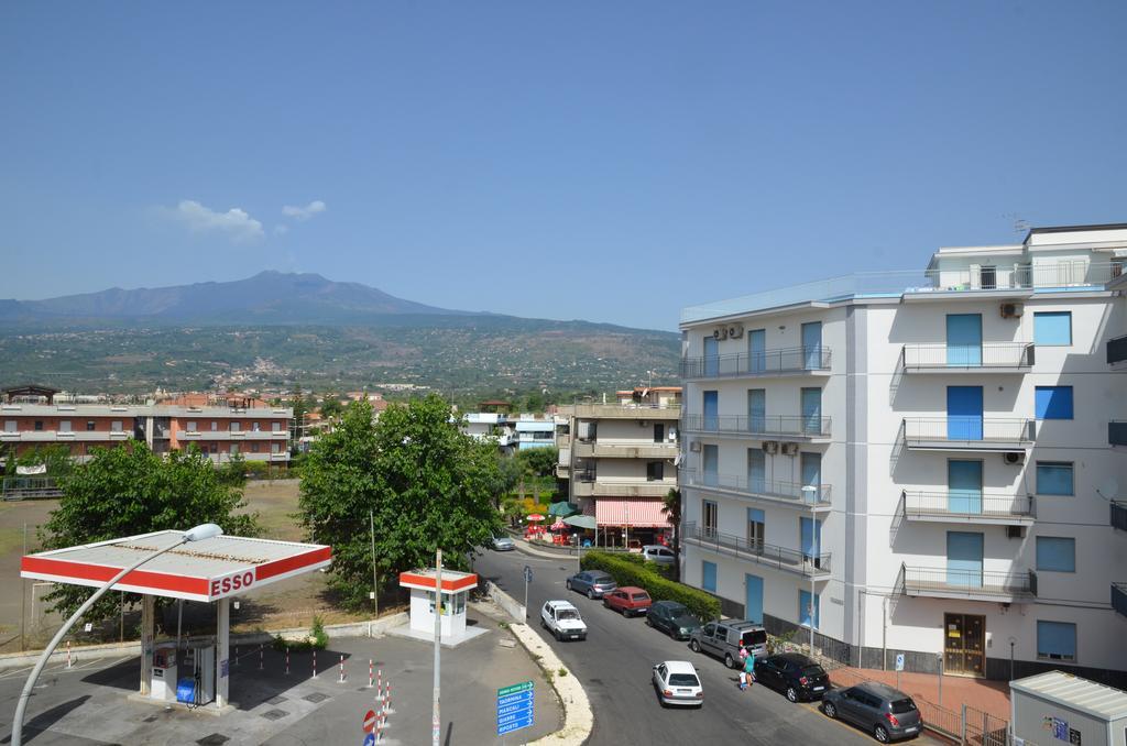 Casa Susanna Fondachello  Buitenkant foto