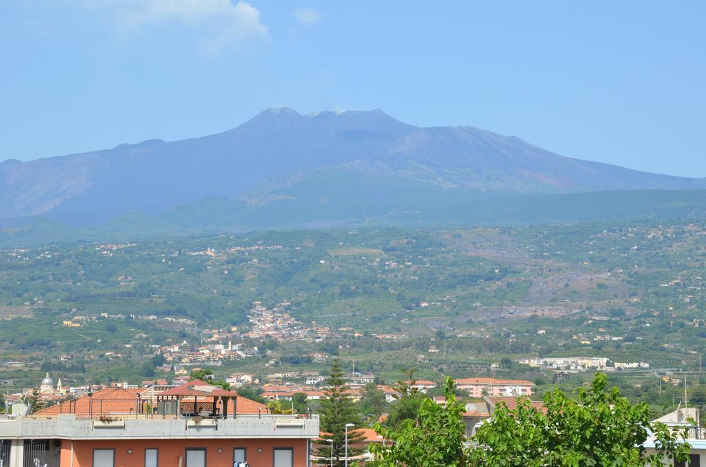 Casa Susanna Fondachello  Buitenkant foto